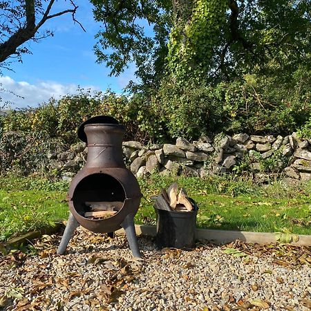 הוילה Boston Luxury Glamping Dome With Views Of The Burren מראה חיצוני תמונה