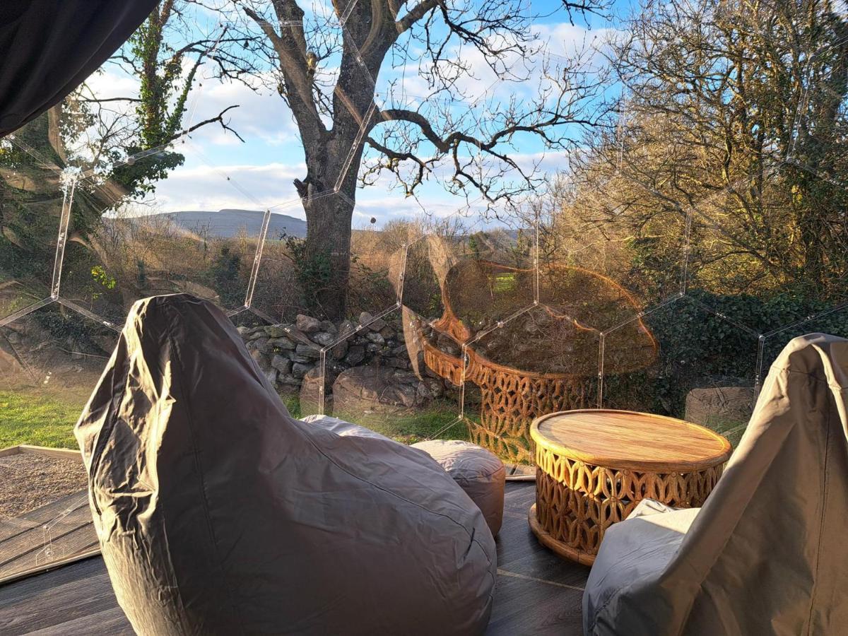 הוילה Boston Luxury Glamping Dome With Views Of The Burren מראה חיצוני תמונה
